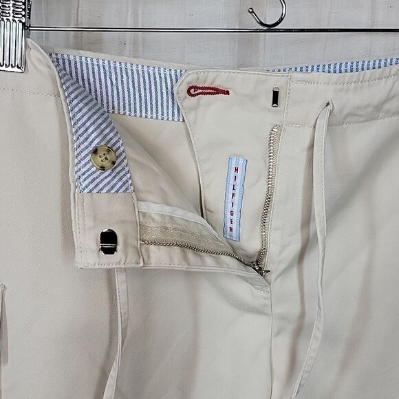 Tommy Hilfiger Khaki Cargo Chino Shorts - Picture 9 of 16